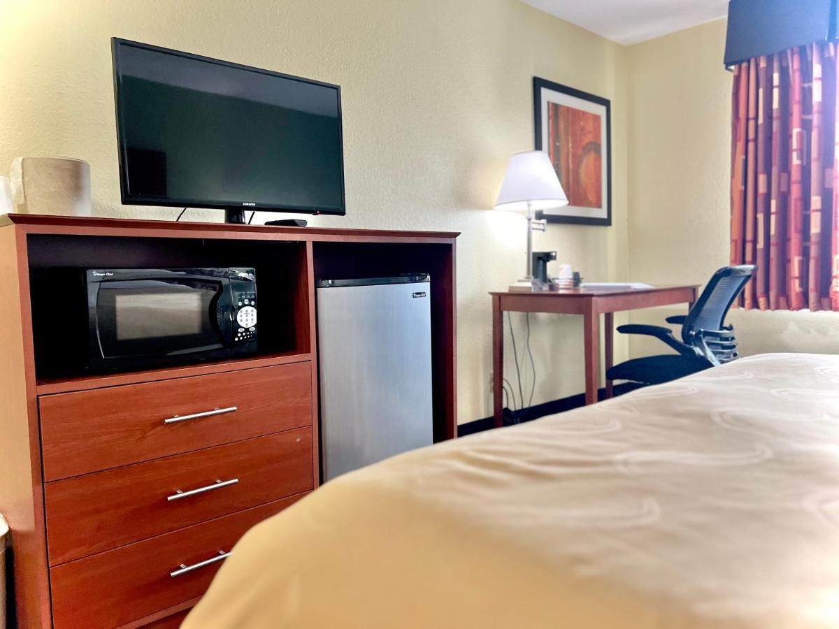 Hotel Quality & Downtown - Waterparks Area Wisconsin Dells