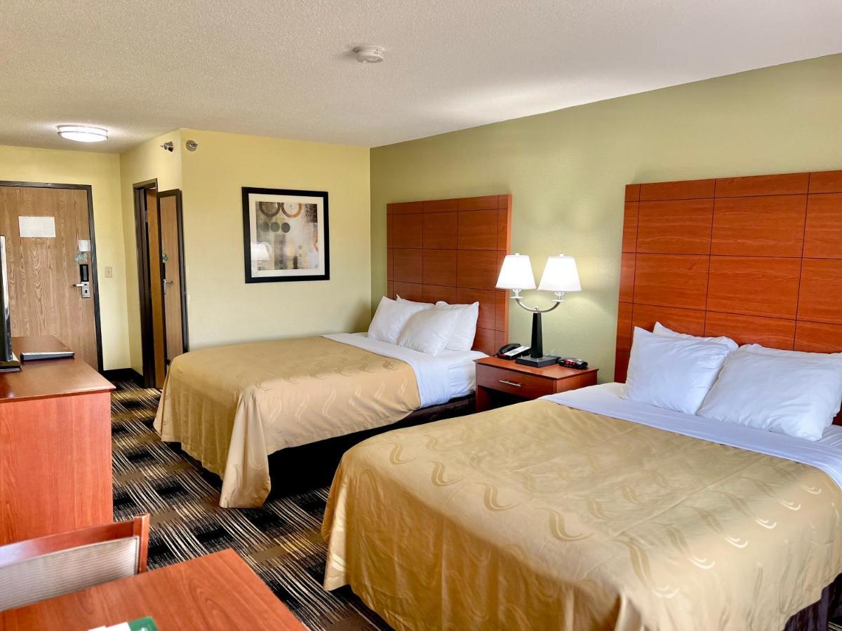 Quality & Downtown - Waterparks Area Wisconsin Dells