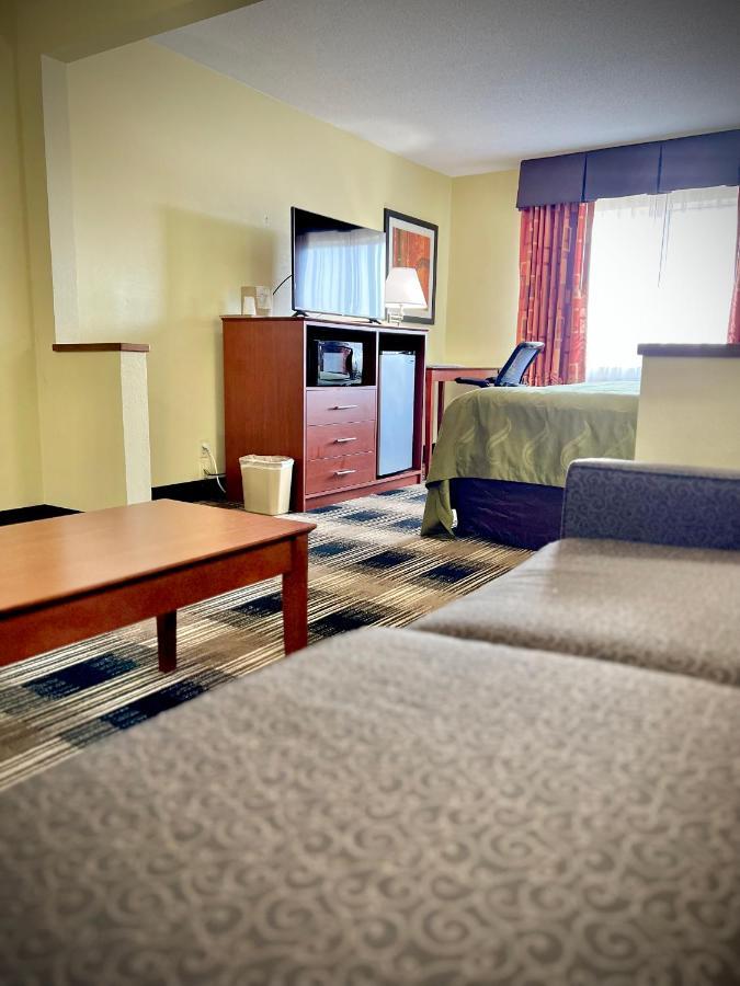 Hotel Quality & Downtown - Waterparks Area